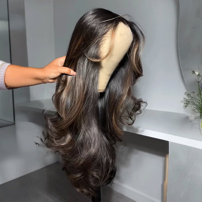 ๐๐ฎ๐ฒ ๐ ๐๐๐ญ ๐ ๐
๐ซ๐๐๐ฅ Luxury 13x4 Glueless Layered Highlight Wavy Wig Human Hair Wear Go 250% Density